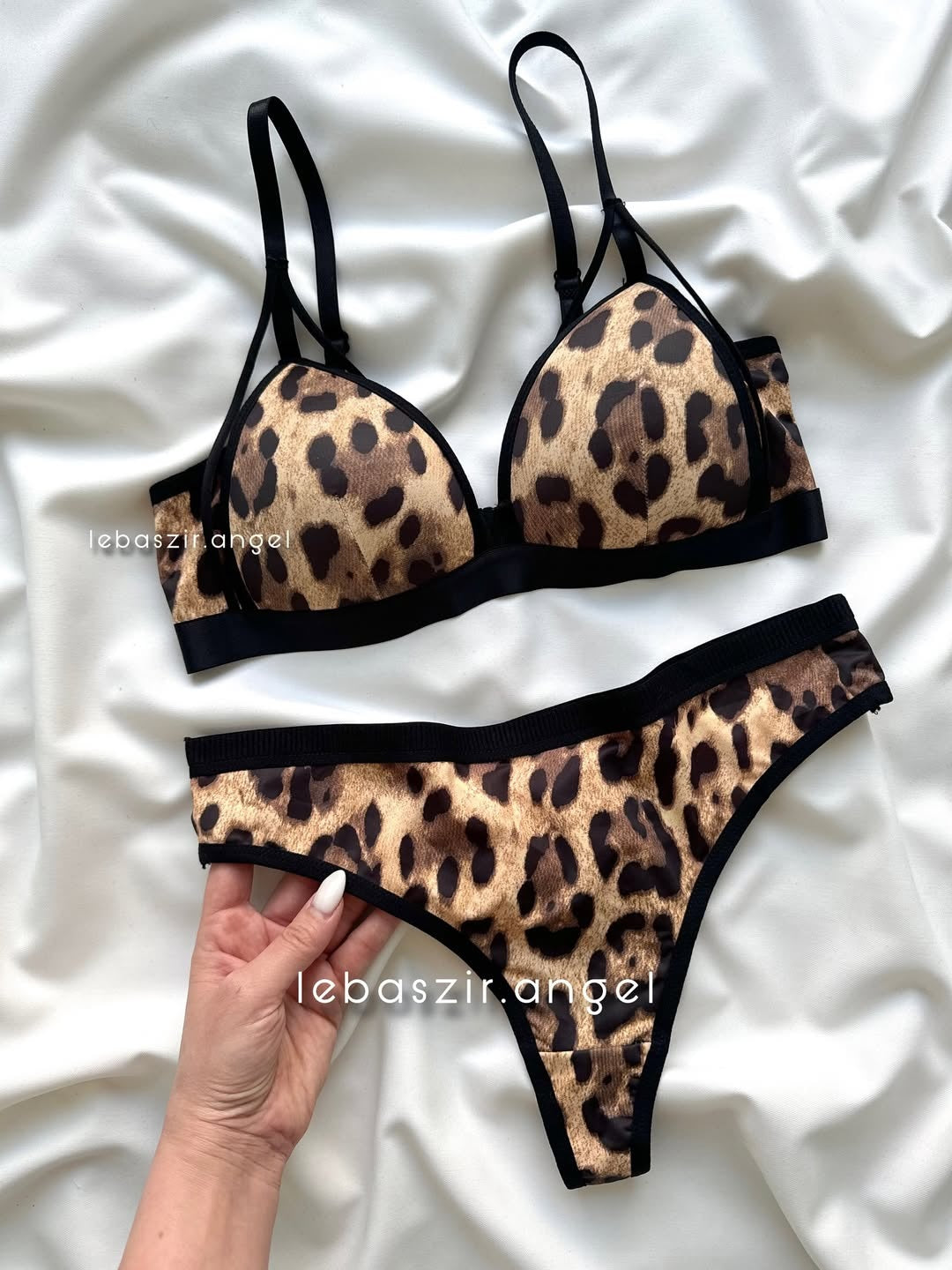 Padded Push-up Leopard Print Bra set