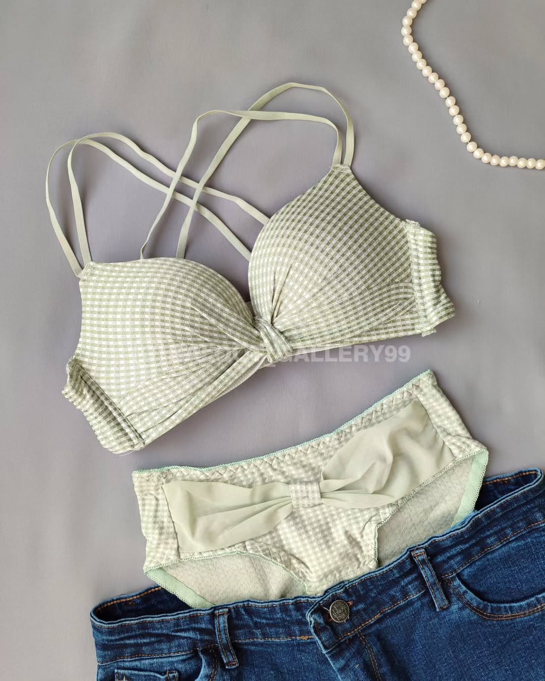 Front Bow Style Back Back Cross Bra panty set