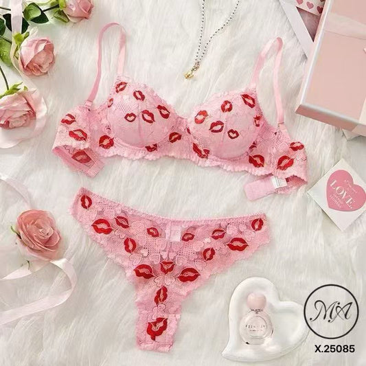 Love Notes Lip-Print Lace Lingerie Set