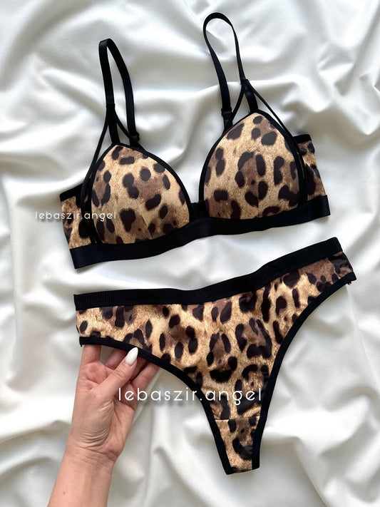 Padded Push-up Leopard Print Bra set