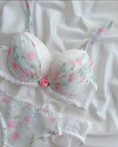 New High Quality Cute Lace Flower Adjustable Straps Push Up Bridal Padded Bra And Panty Set