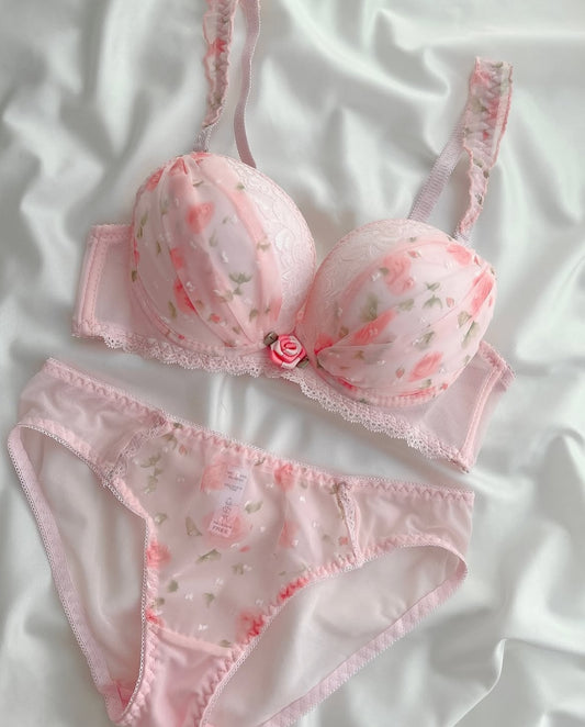 New High Quality Cute Lace Flower Adjustable Straps Push Up Bridal Padded Bra And Panty Set