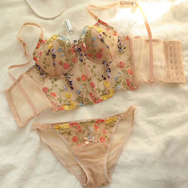 Premium French Style Embroidered Camis Set Paded Push-up
