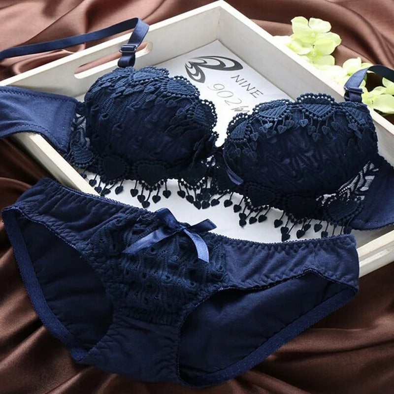 Amour Heart Embroidered Double Padded Push-Up Bra Set
