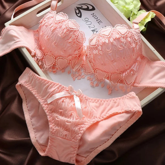 Amour Heart Embroidered Double Padded Push-Up Bra Set