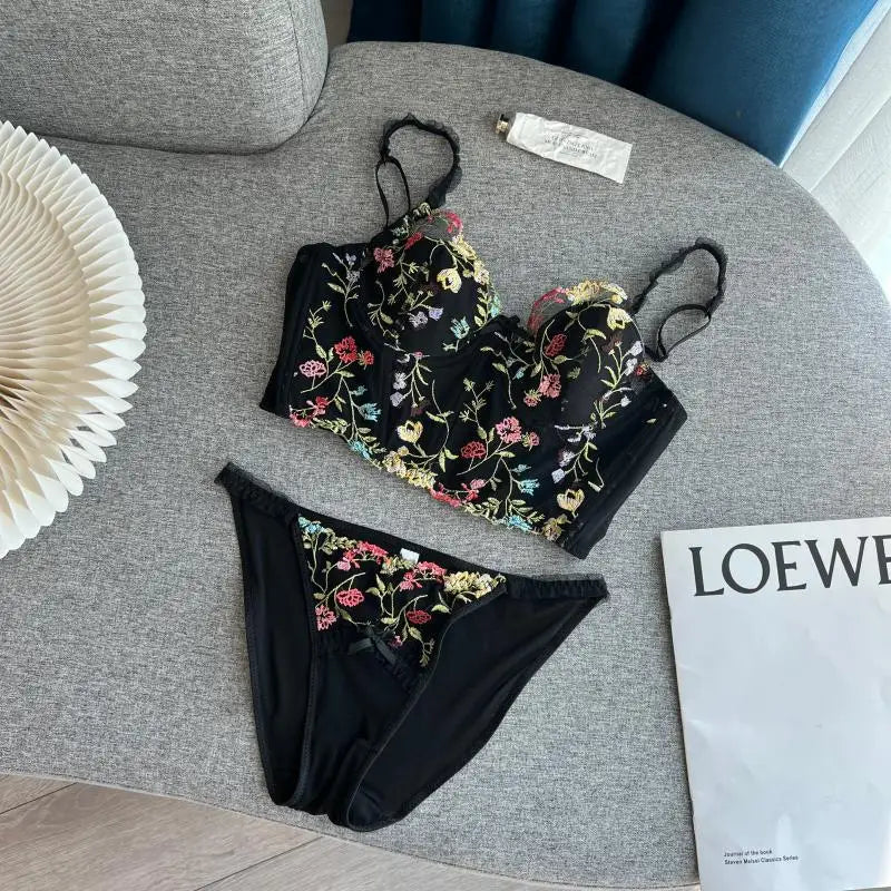 Premium French Style Embroidered Camis Set Paded Push-up