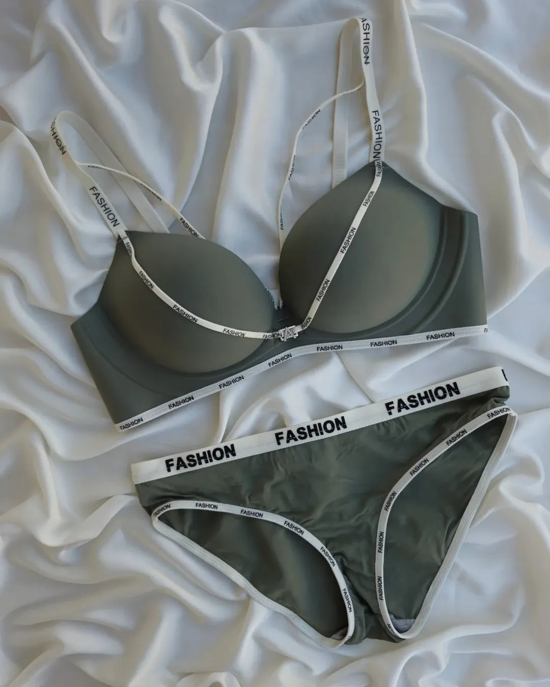 Front Cross Neck Paded Push-up Bra Underwear Set Fashion Straps Printed