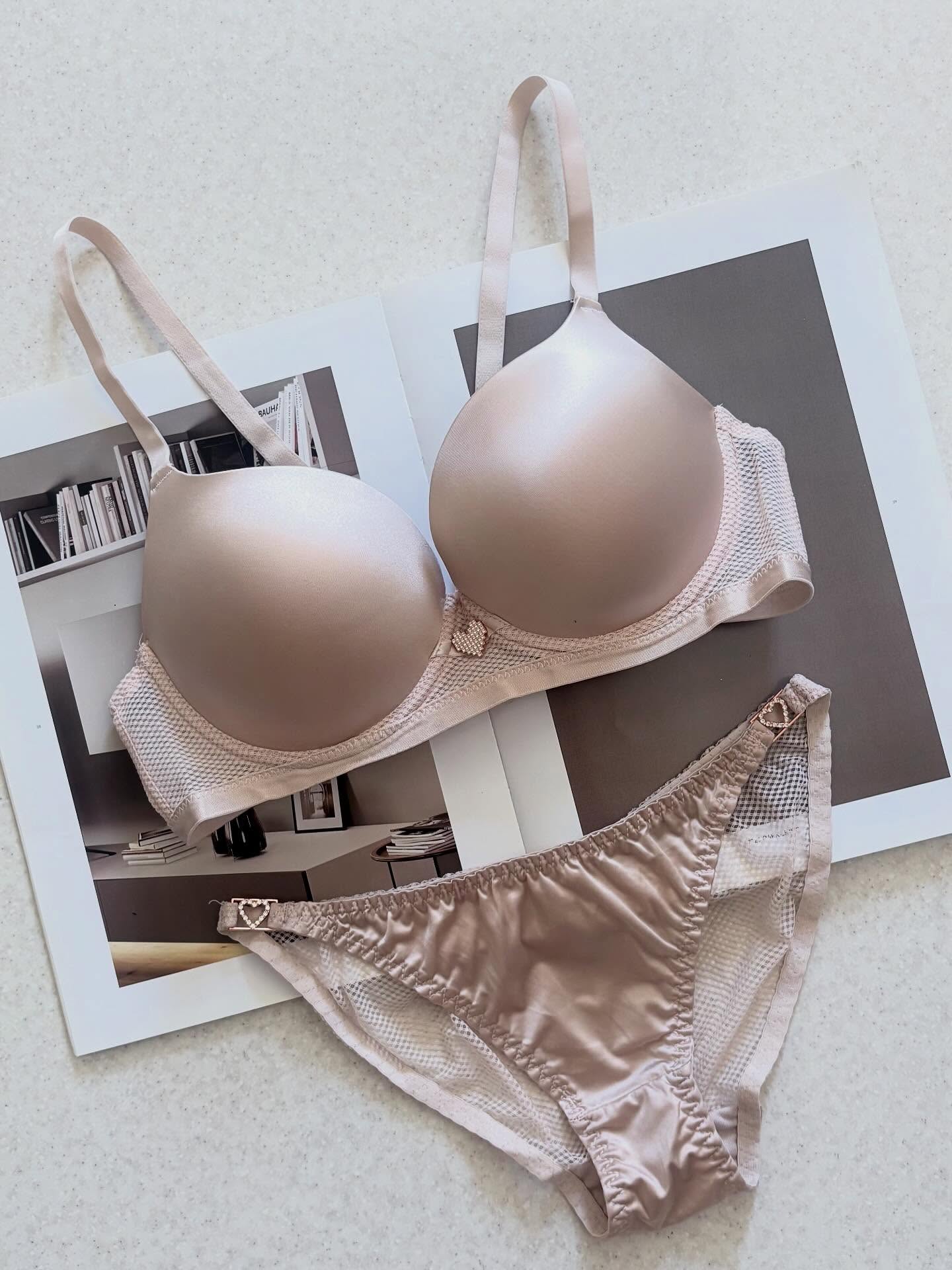 Front Heart Style Premium Padded Bra Set