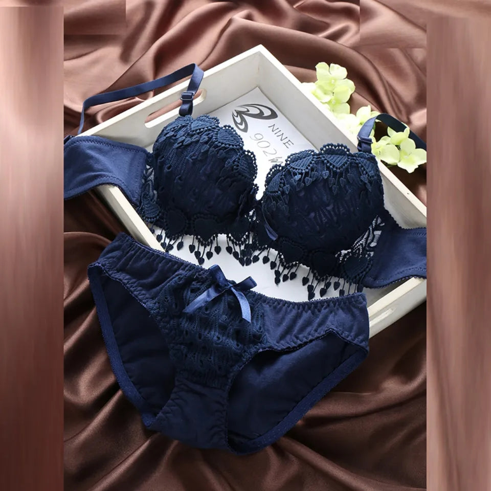 Ladies imported Double Paded Push-Up Bra set Mid Heart Style